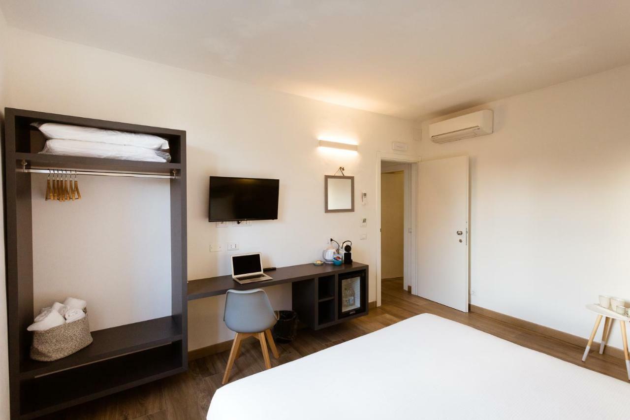 Sarzana'S Rooms Eksteriør bilde